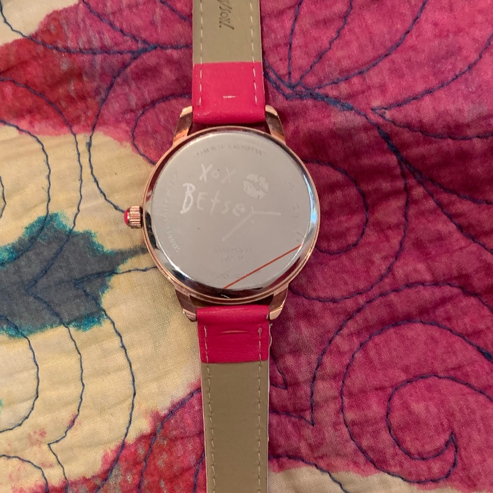 🌹BETSEY JOHNSON 🌹FLOATING STONES WATCH🩷 BEAUTIFUL!! - Picture 10 of 10